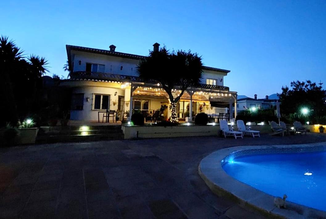 Viñuela Casa Nuestro Sueno Bed & Breakfast エクステリア 写真