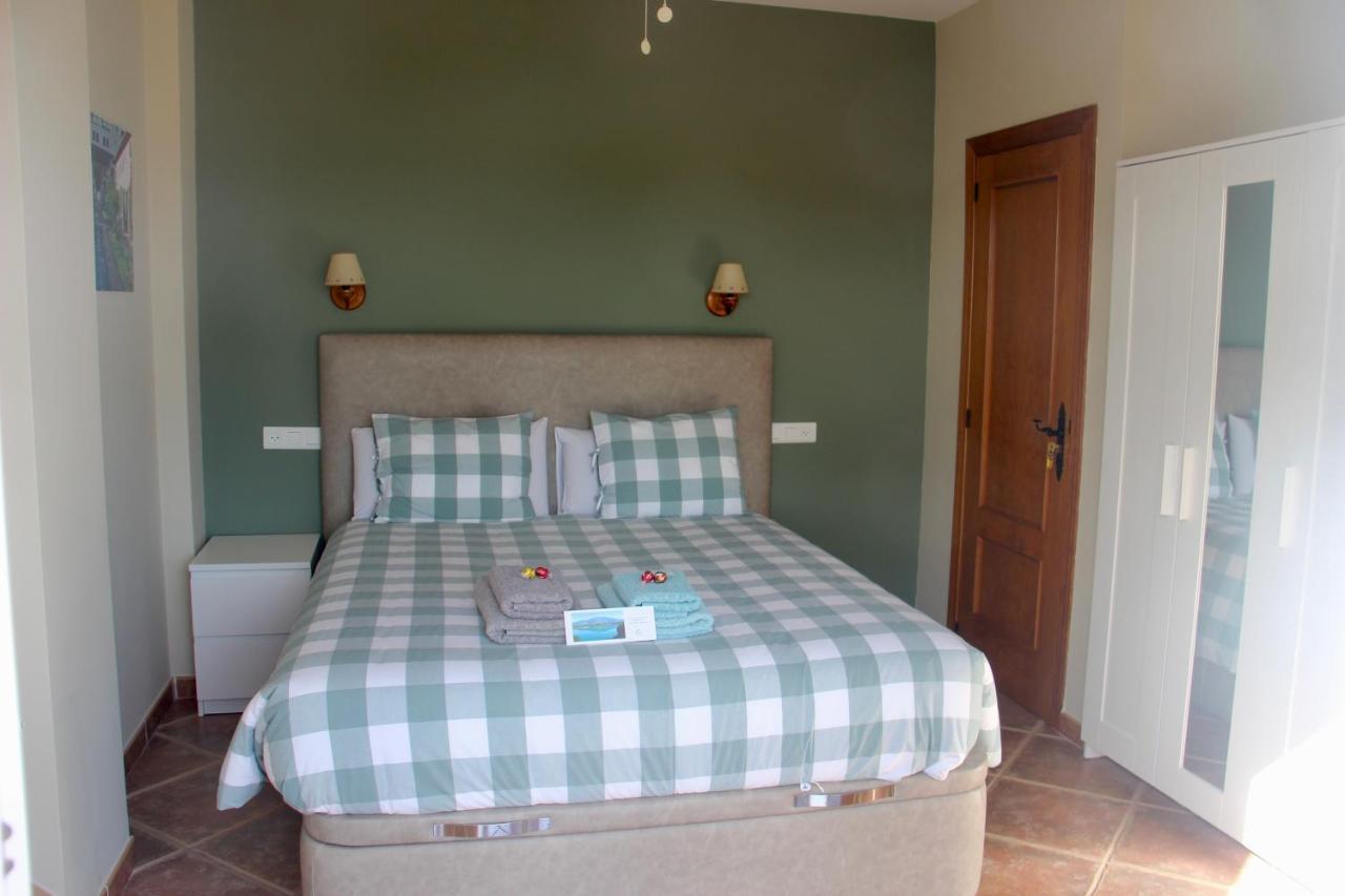 Viñuela Casa Nuestro Sueno Bed & Breakfast エクステリア 写真